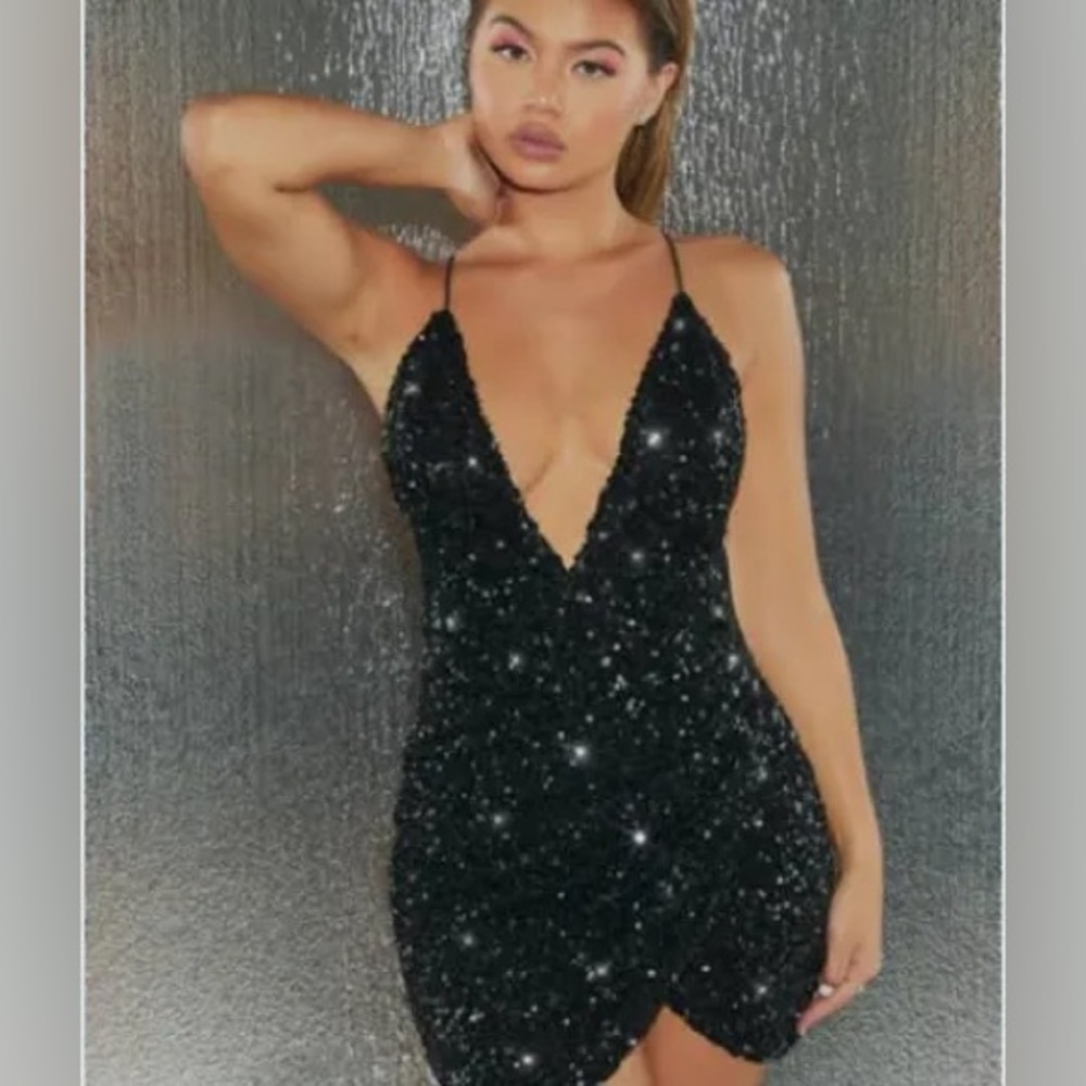Oh Polly Night Fever Black Sequin Dress NWT 4